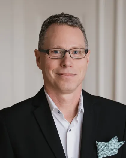 Niklas Welander, Fastighetsförvaltare